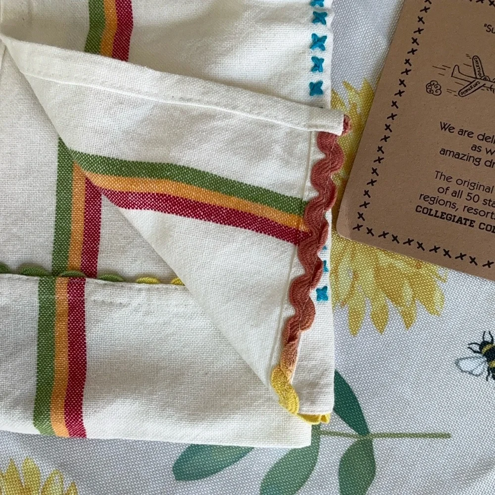 Catstudio Maui Hawaii Decorative Kitchen Towel - Multicolor
